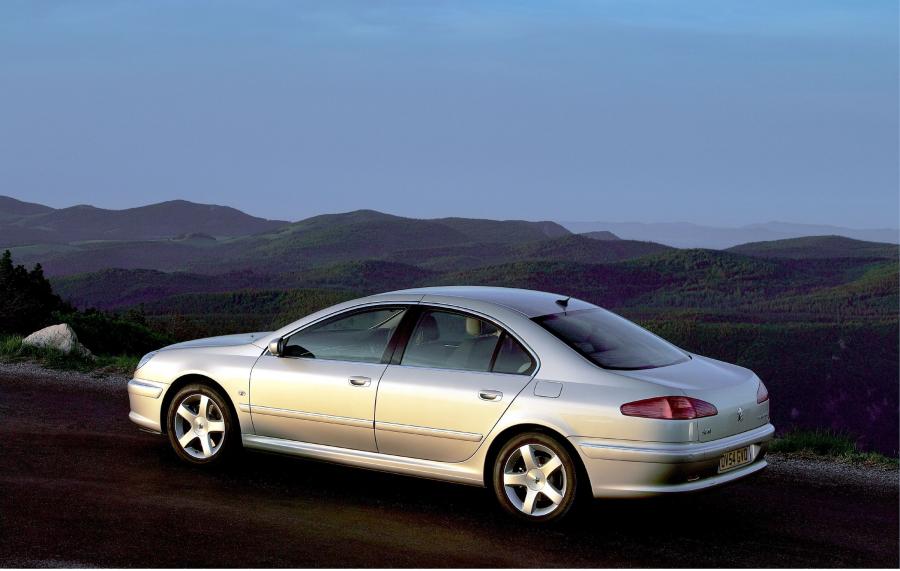  Peugeot 607 2004 года  (фото 4 из 26)
